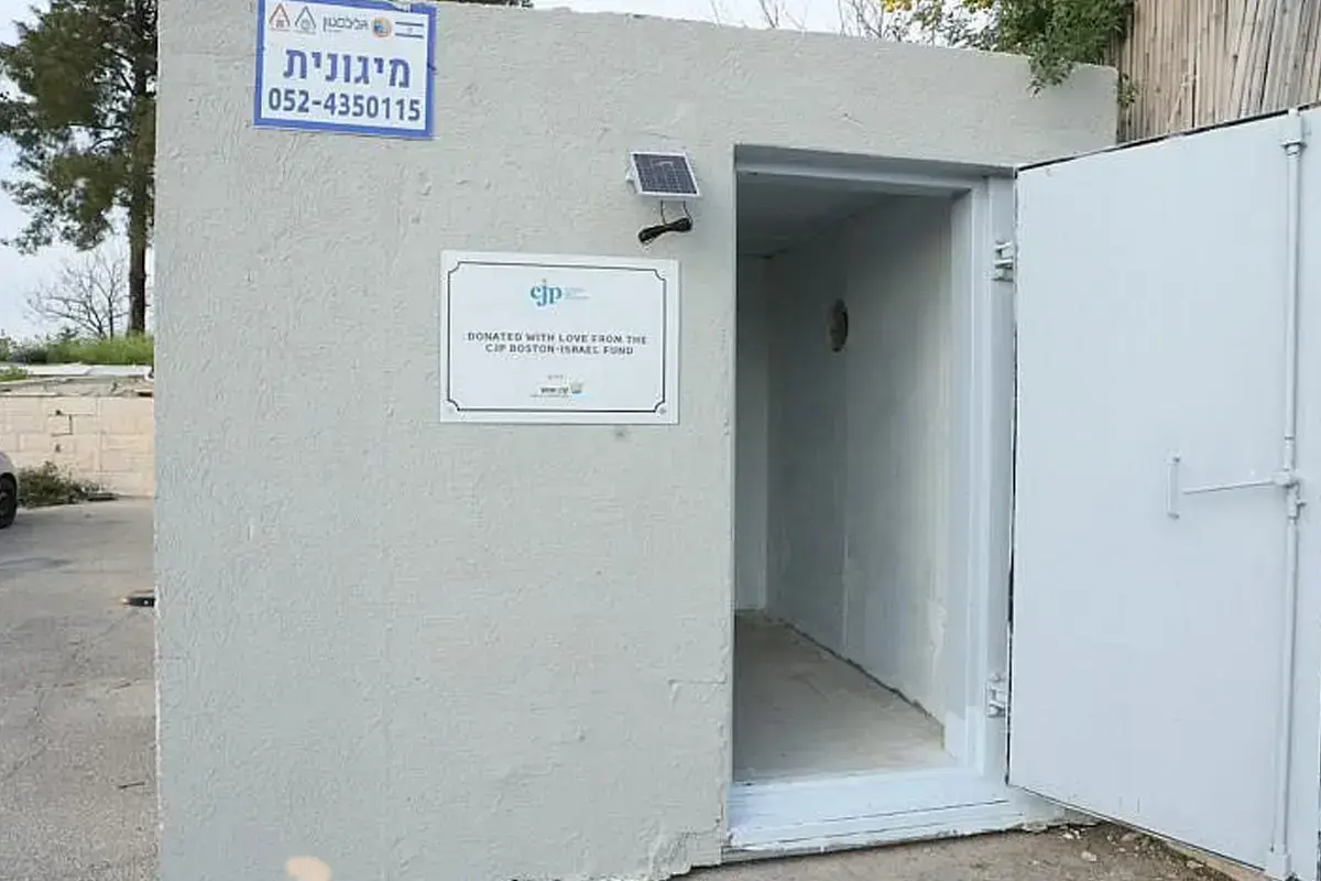 CJP funded shelters installed in Beit Shemesh, strengthening civilian protection in vulnerable neighborhoods. (Photo: CJP)